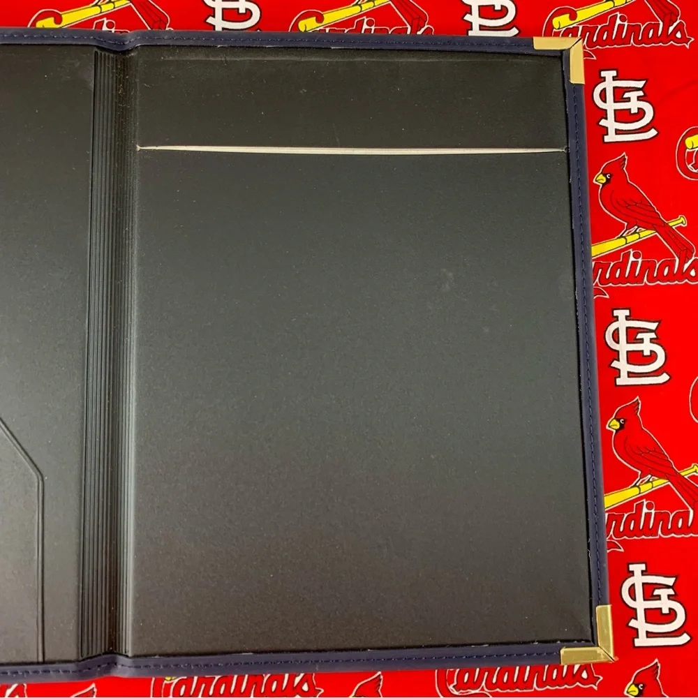 Rawlings St. Louis Cardinals “Bird on the Bat” Notebook portfolio.